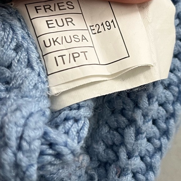 LUC-CE/ Cable knit turtleneck sweater/Oversized/ Light blue/ Size US Small/Med. - Picture 9 of 10